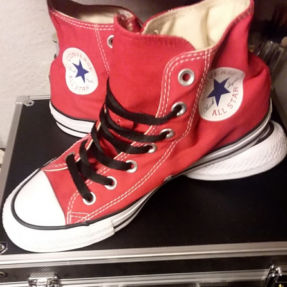 Converse - Picture 3 of 8